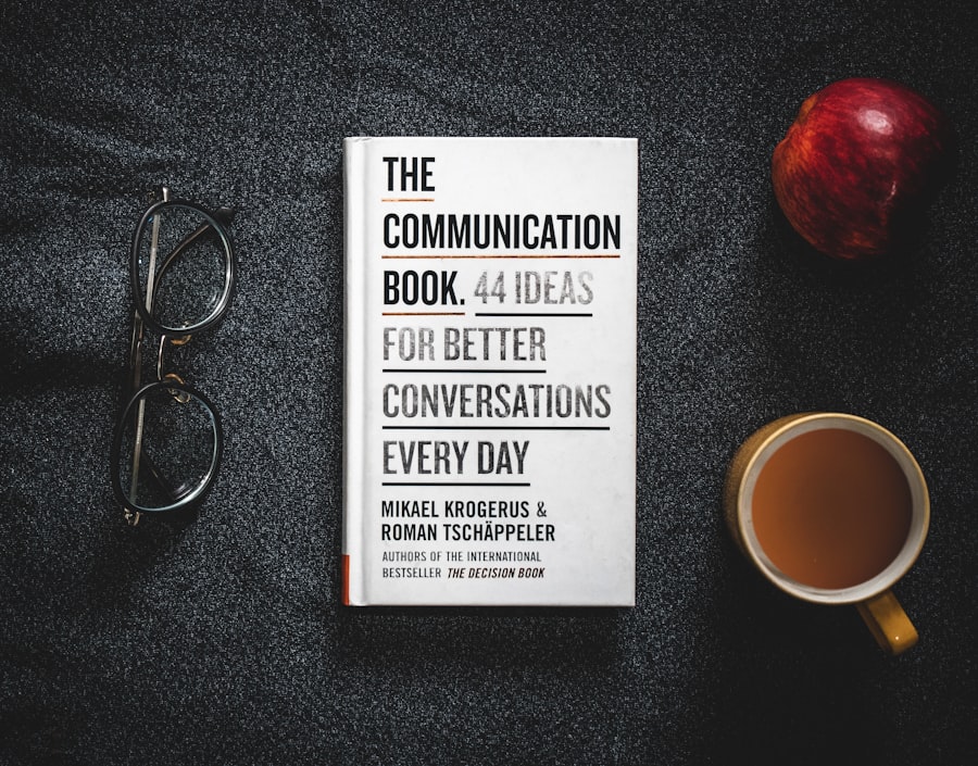Communicate changes in an organization in business English